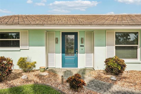 Casa en venta en Port Charlotte, Florida, 3 dormitorios, 186.55 m2 № 2314396 - foto 5