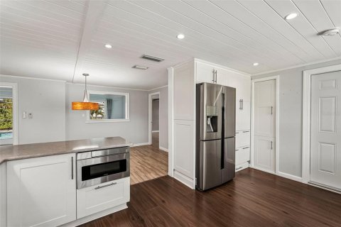 Casa en venta en Port Charlotte, Florida, 3 dormitorios, 186.55 m2 № 2314396 - foto 20