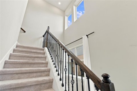 Villa ou maison à vendre à Odessa, Floride: 3 chambres, 203.27 m2 № 2388859 - photo 18