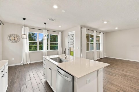Villa ou maison à vendre à Odessa, Floride: 3 chambres, 203.27 m2 № 2388859 - photo 7