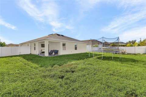 Villa ou maison à vendre à Cape Coral, Floride: 3 chambres, 162.3 m2 № 2421621 - photo 20