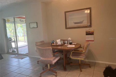 House in Englewood, Florida 2 bedrooms, 123.56 sq.m. № 1791229 - photo 13