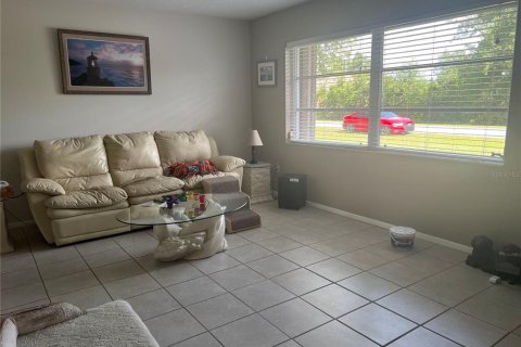 House in Englewood, Florida 2 bedrooms, 123.56 sq.m. № 1791229 - photo 5