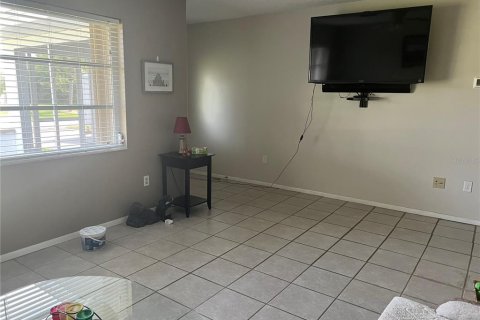 House in Englewood, Florida 2 bedrooms, 123.56 sq.m. № 1791229 - photo 7