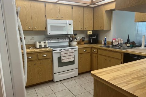 House in Englewood, Florida 2 bedrooms, 123.56 sq.m. № 1791229 - photo 8