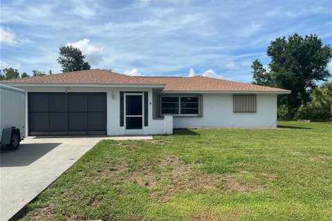 House in Englewood, Florida 2 bedrooms, 123.56 sq.m. № 1791229 - photo 1