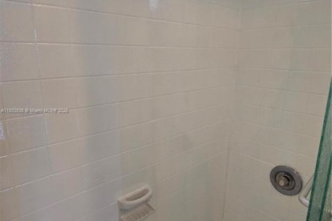 Condo in Boynton Beach, Florida, 1 bedroom  № 1867181 - photo 23