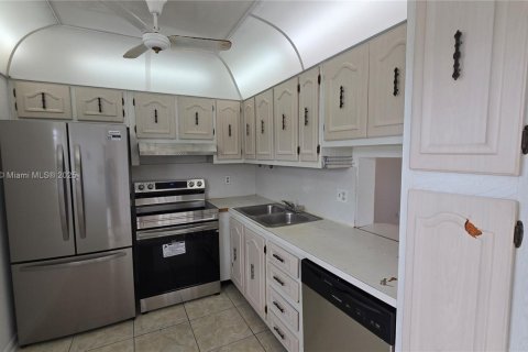 Condo in Boynton Beach, Florida, 1 bedroom  № 1867181 - photo 2