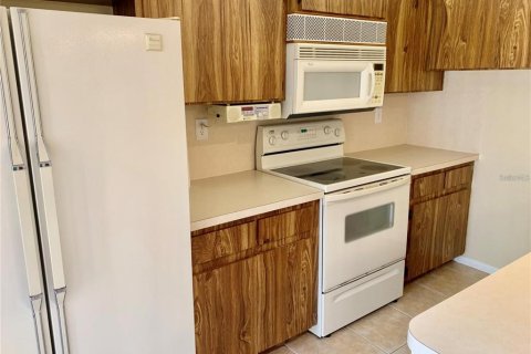 Adosado en alquiler en Palm Harbor, Florida, 2 dormitorios, 124.86 m2 № 2156963 - foto 5