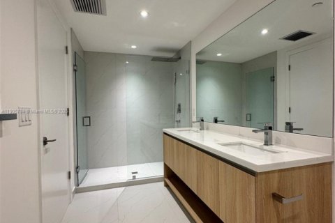 Copropriété à louer à Bay Harbor Islands, Floride: 2 chambres, 114.18 m2 № 1964918 - photo 5