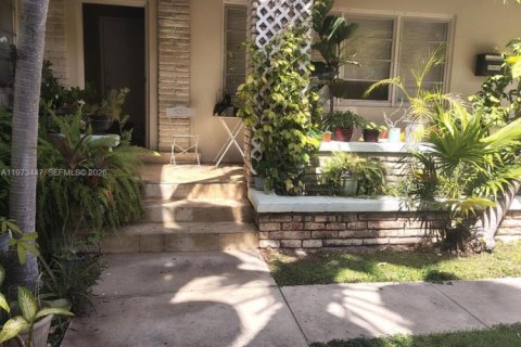 Copropriété à louer à North Bay Village, Floride: 1 chambre, 60.39 m2 № 2034048 - photo 5