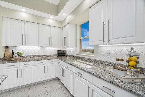 Condo in Punta Gorda, Florida, 3 bedrooms  № 1846352 - photo 16