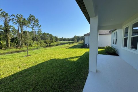 House in Daytona Beach, Florida 4 bedrooms, 262.91 sq.m. № 1919189 - photo 13