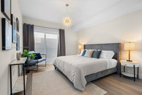 Condominio en venta en Hollywood, Florida, 1 dormitorio, 72.19 m2 № 1135267 - foto 12