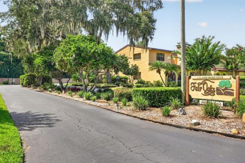 Condo in Eustis, Florida, 2 bedrooms  № 2215415 - photo 30