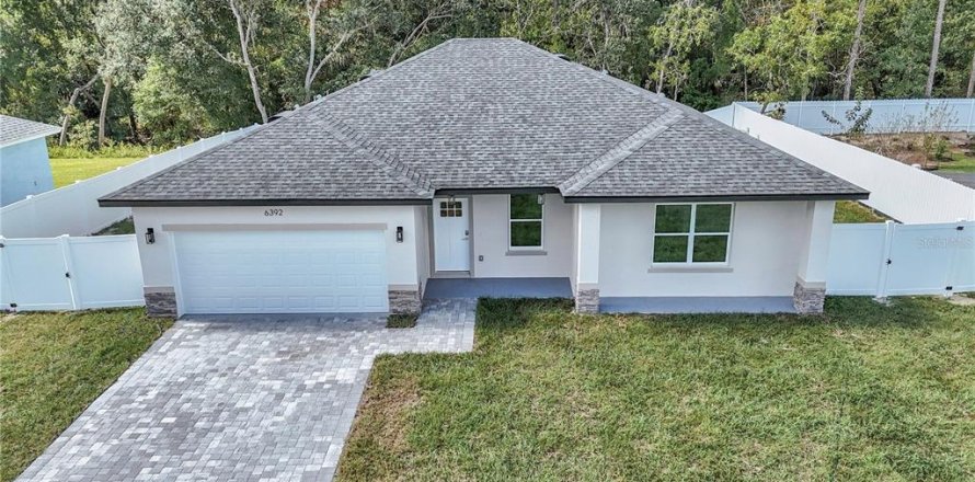 Casa en Ocala, Florida 4 dormitorios, 168.71 m2 № 2384108