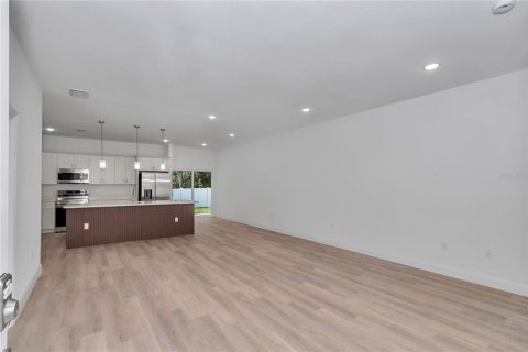 Casa en venta en Ocala, Florida, 4 dormitorios, 168.71 m2 № 2384108 - foto 19