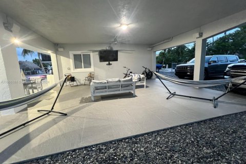 Casa en alquiler en Key Largo, Florida, 3 dormitorios, 183.11 m2 № 2034934 - foto 11