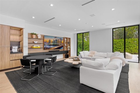 Villa ou maison à vendre à South Miami, Floride: 6 chambres, 636.1 m2 № 1996151 - photo 21