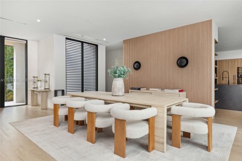 Villa ou maison à vendre à South Miami, Floride: 6 chambres, 636.1 m2 № 1996151 - photo 20