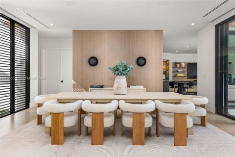 Villa ou maison à vendre à South Miami, Floride: 6 chambres, 636.1 m2 № 1996151 - photo 17