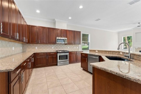 Купить виллу или дом в Клермон, Флорида 10 комнат, 303.7м2, № 2220461 - фото 4