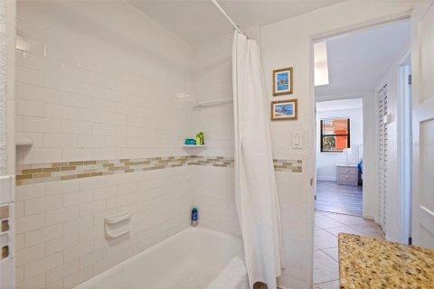 Copropriété à vendre à Saint Pete Beach, Floride: 2 chambres, 72.46 m2 № 1716538 - photo 30