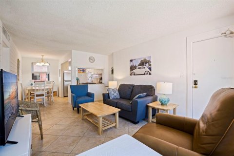 Copropriété à vendre à Saint Pete Beach, Floride: 2 chambres, 72.46 m2 № 1716538 - photo 16