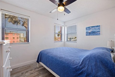 Copropriété à vendre à Saint Pete Beach, Floride: 2 chambres, 72.46 m2 № 1716538 - photo 3