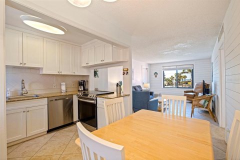 Copropriété à vendre à Saint Pete Beach, Floride: 2 chambres, 72.46 m2 № 1716538 - photo 23