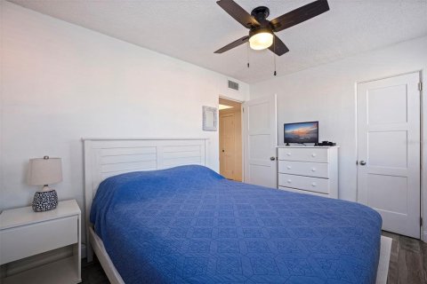 Copropriété à vendre à Saint Pete Beach, Floride: 2 chambres, 72.46 m2 № 1716538 - photo 4