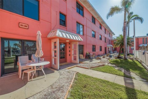 Copropriété à vendre à Saint Pete Beach, Floride: 2 chambres, 72.46 m2 № 1716538 - photo 12
