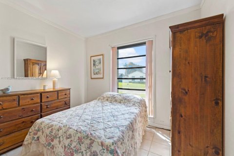 Купить виллу или дом в Хомстед, Флорида 4 спальни, 132.2м2, № 1954001 - фото 25