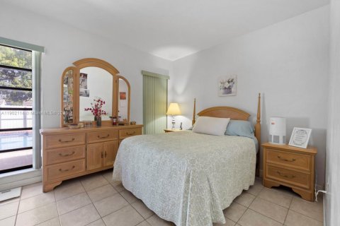 Купить виллу или дом в Хомстед, Флорида 4 спальни, 132.2м2, № 1954001 - фото 20