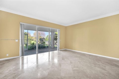 House in Royal Palm Beach, Florida 5 bedrooms, 361.76 sq.m. № 1860793 - photo 6