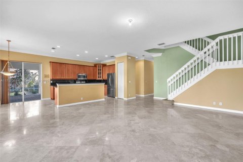 House in Royal Palm Beach, Florida 5 bedrooms, 361.76 sq.m. № 1860793 - photo 8