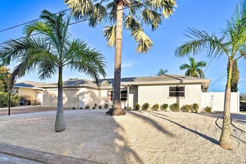 Villa ou maison à Bradenton, Floride 3 chambres, 174.1 m2 № 2368928