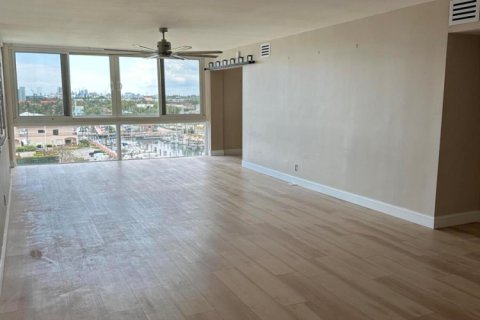 Condominio en alquiler en Lake Park, Florida, 2 dormitorios, 126.63 m2 № 2154630 - foto 2