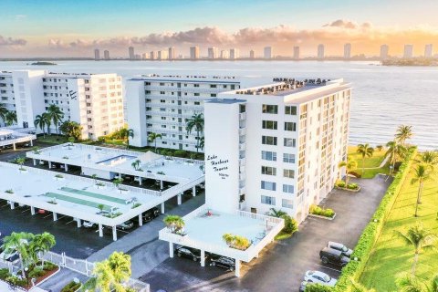 Condominio en alquiler en Lake Park, Florida, 2 dormitorios, 126.63 m2 № 2154630 - foto 20
