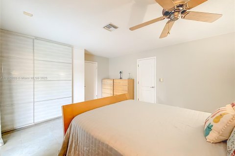 Villa ou maison à vendre à Pembroke Pines, Floride: 3 chambres, 167.69 m2 № 1970769 - photo 27