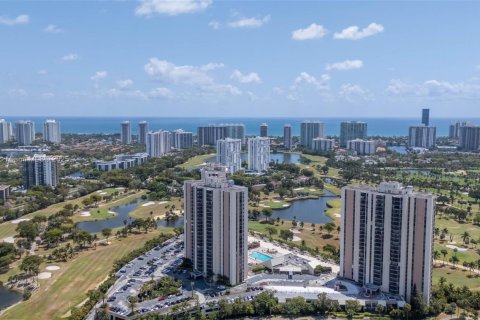 Copropriété à vendre à Aventura, Floride: 2 chambres, 105.72 m2 № 1647325 - photo 5