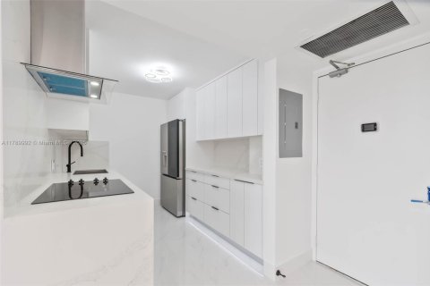 Copropriété à vendre à Aventura, Floride: 2 chambres, 105.72 m2 № 1647325 - photo 17