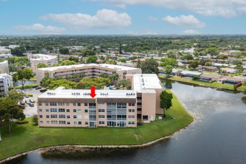 Condo in Sunrise, Florida, 2 bedrooms № 2082344 - photo 7