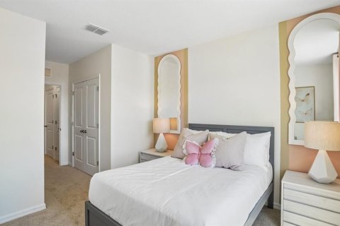 Townhouse in Tampa, Florida 3 bedrooms, 155.43 sq.m. № 2218857 - photo 26