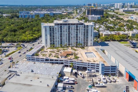 Commercial property in North Miami, Florida № 1857457 - photo 26