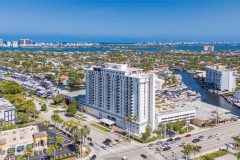 Commercial property in North Miami, Florida № 1857457 - photo 23
