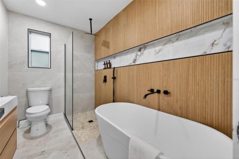 Villa ou maison à vendre à Saint Pete Beach, Floride: 3 chambres, 116.87 m2 № 2322896 - photo 3
