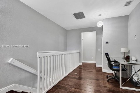 Townhouse in Coconut Creek, Florida 3 bedrooms, 179.77 sq.m. № 2060744 - photo 29