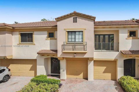 Townhouse in Coconut Creek, Florida 3 bedrooms, 179.77 sq.m. № 2060744 - photo 16