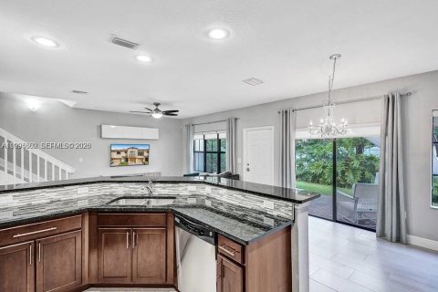 Townhouse in Coconut Creek, Florida 3 bedrooms, 179.77 sq.m. № 2060744 - photo 24